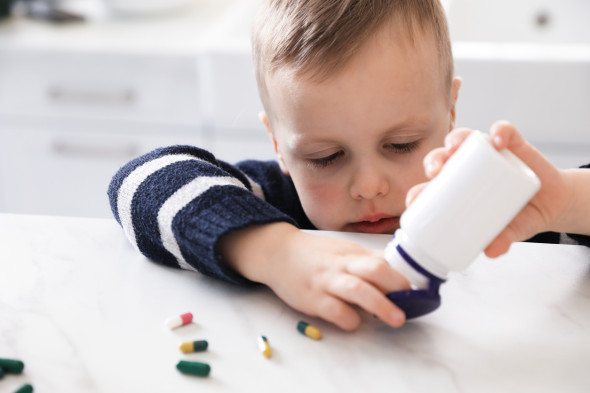 Un enfant a avalé une substance toxique